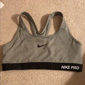 Nike Pro Sports Bra